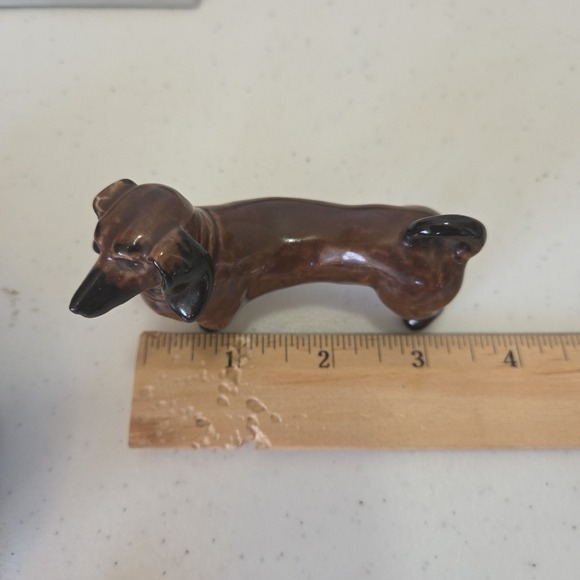 VINTAGE SHORT-TAILED DOXIE DACHSHUND Weiner Dog PORCELAIN DOG FIGURINE - JAPAN - Picture 10 of 10